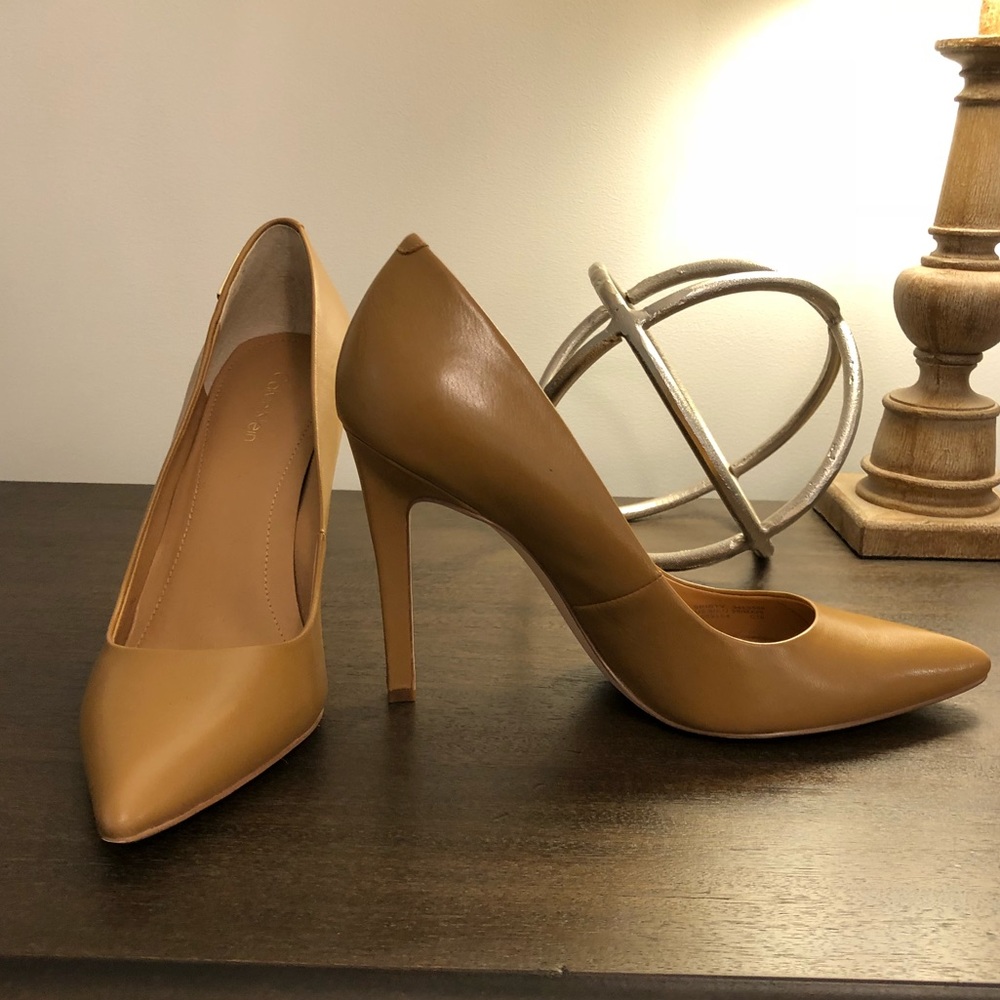 Calvin Klein pumps
